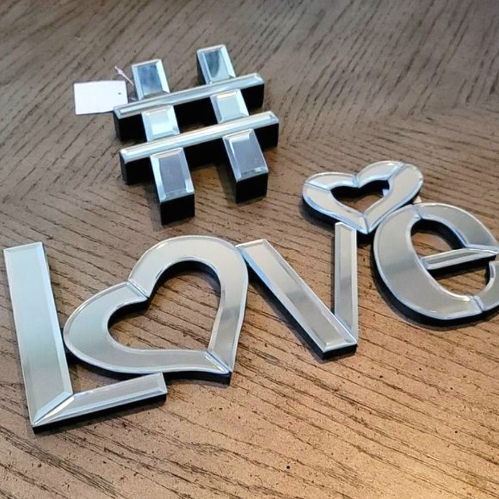 # Love wall mirror art NWT 🤍